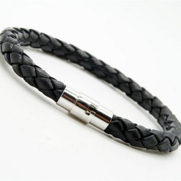 Stainless Steel Black Braid Leather Men's Bracelet - Picture 2 of 6